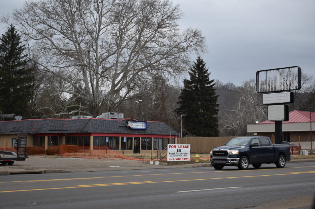 Dunkin’ Donuts Planned for Former Hardee’s Site in Wheeling News